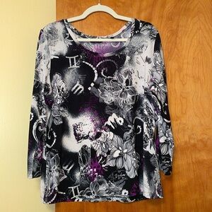 Investments Women’s Long Sleeve Top Size XL